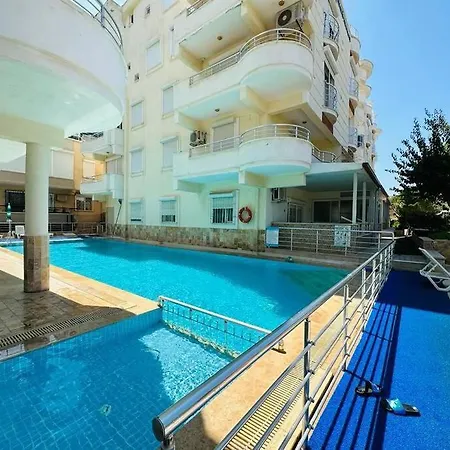 Altinkum Denize 150 M