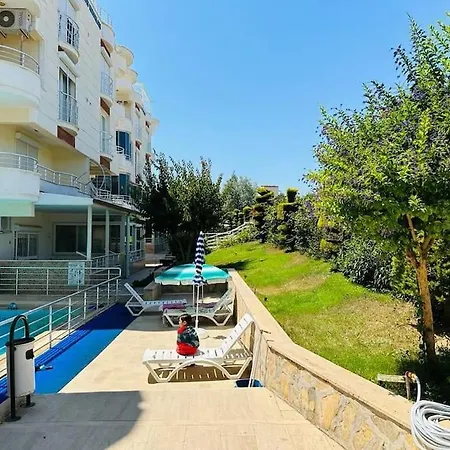 דירה Altinkum Denize 150 M