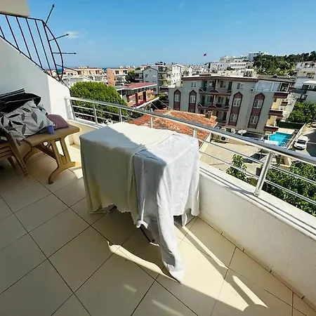 Altinkum Denize 150 M דירה