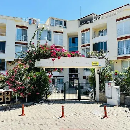 דירה Altinkum Denize 150 M *